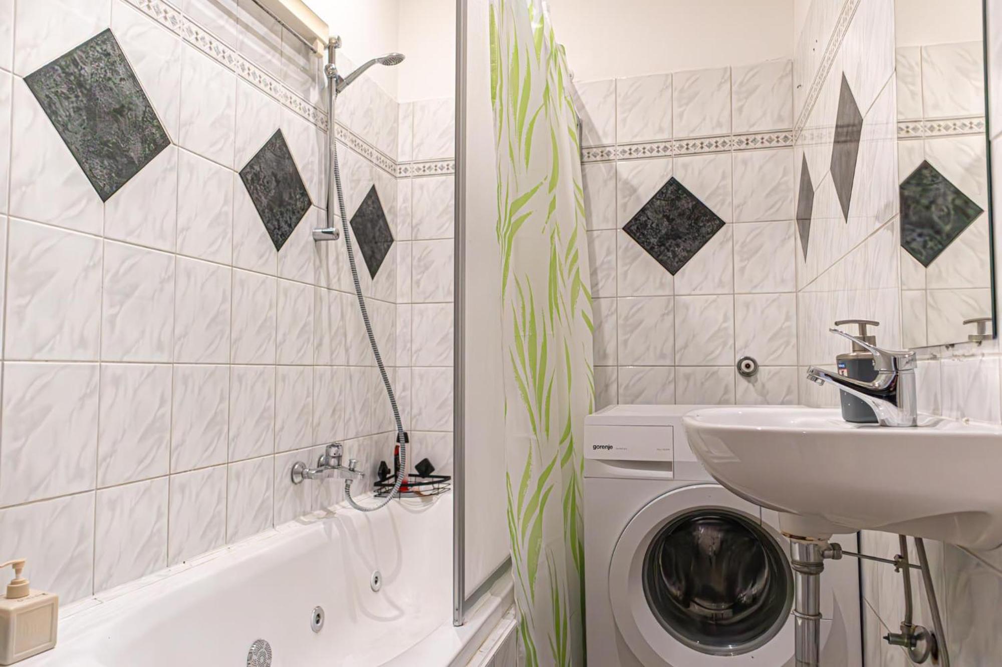 Budget Apartments Well Connected To The Whole City Viena Exterior foto